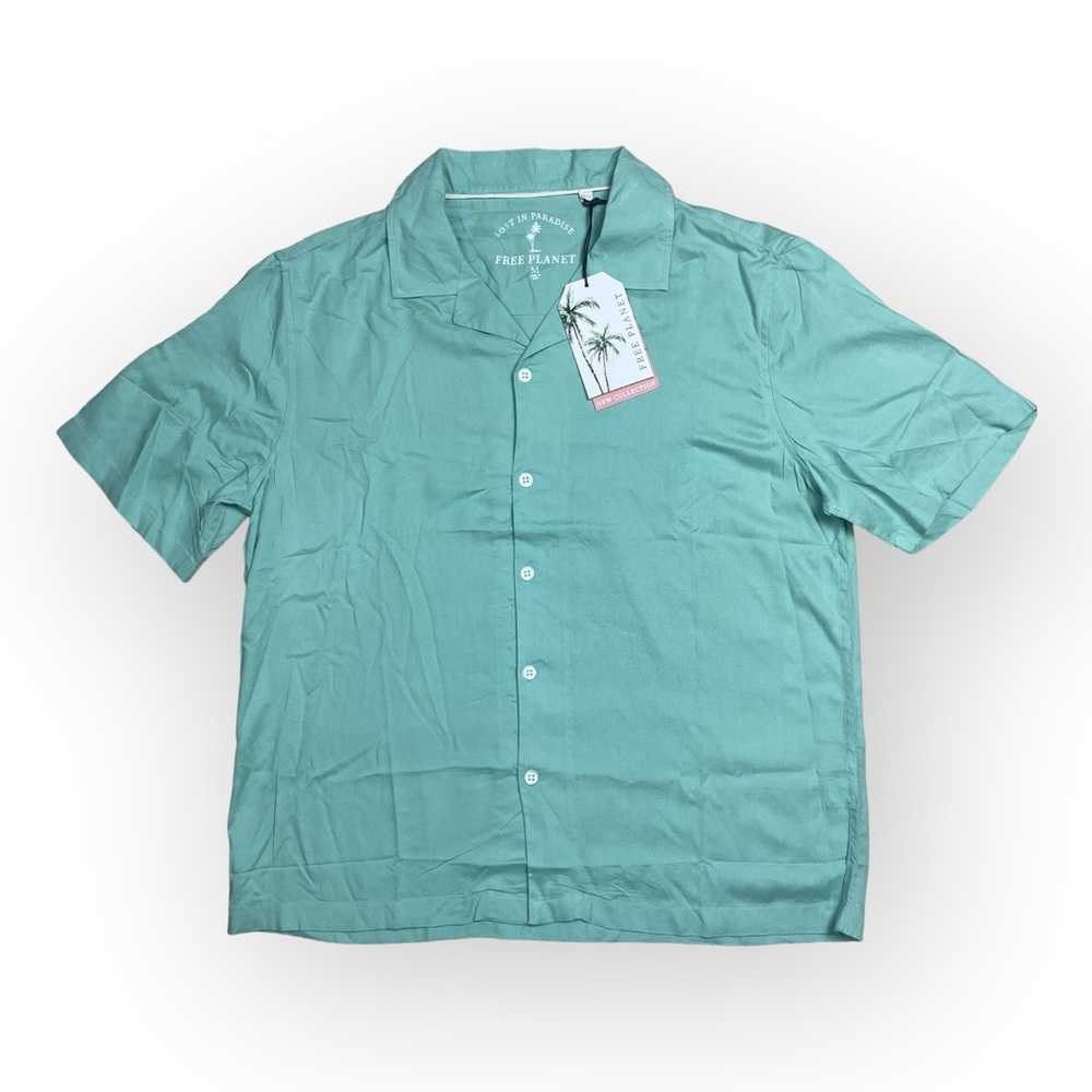 Free Planet Mens Lost in Paradise Button Up Shirt NWT M Aqua Mist Short Sleeve